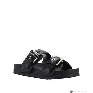 New GUESS Felda Quilted Buckle Sandals